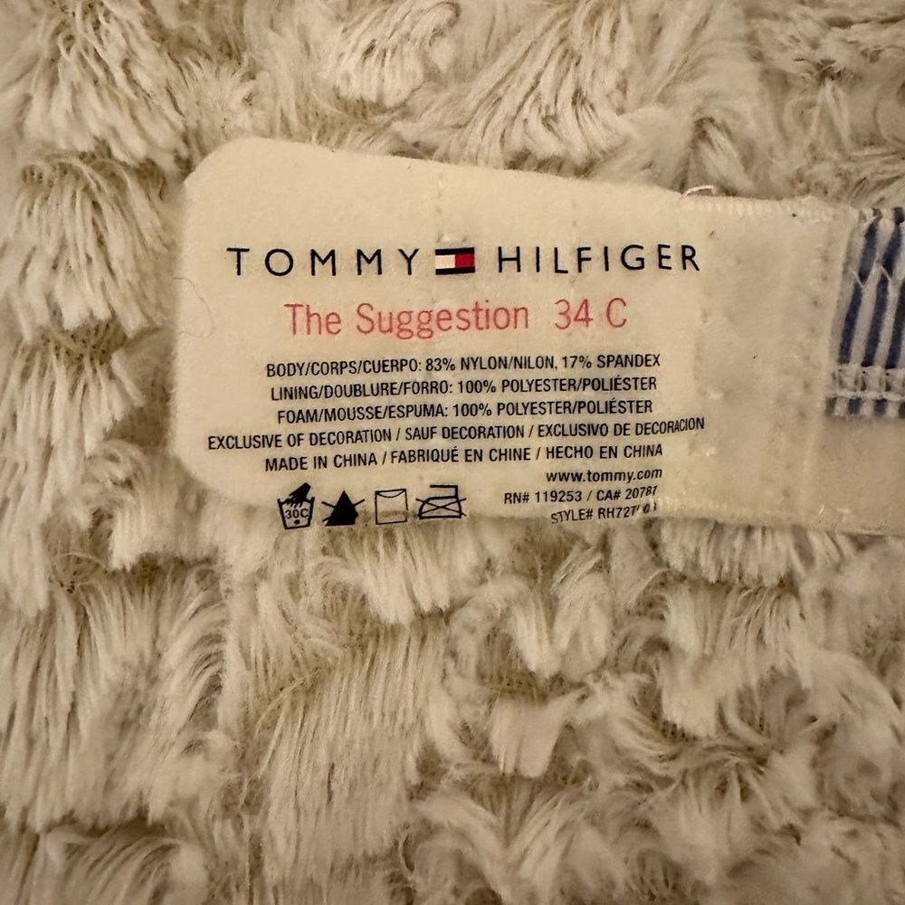 NWT! 2 Piece Tommy Hilfiger Polka Dot and Stripe Push Up Bra Set 📚 - Picture 5 of 7